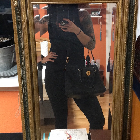 Tommy Hilfiger quilted crossbody bag - Picture 8 of 8